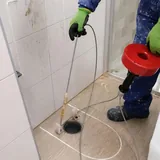 Desatasco mecánico con máquina de resortes