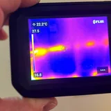 Cámara termográfica FLIR en uso